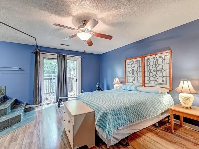 303 Canaberry Cir - Photo 5 of 19