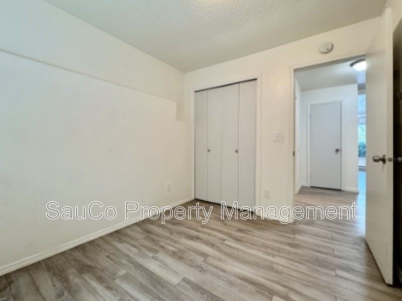 5552 Sw Beaverton Hillsdale Hwy - Photo 7 of 9