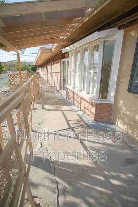 402 Mississippi Ave #A - Photo 2 of 14