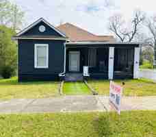 featured image of 213 Orion St