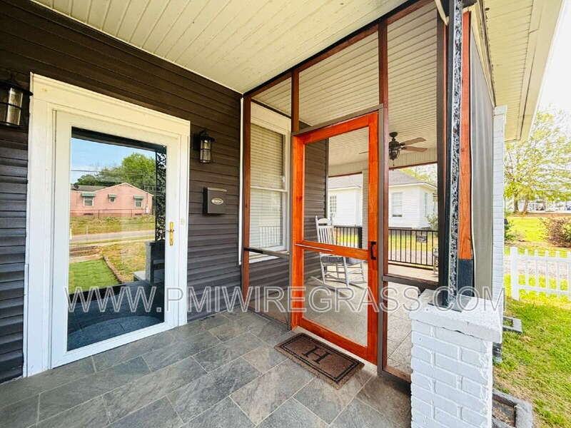 213 Orion St - Photo 5 of 8