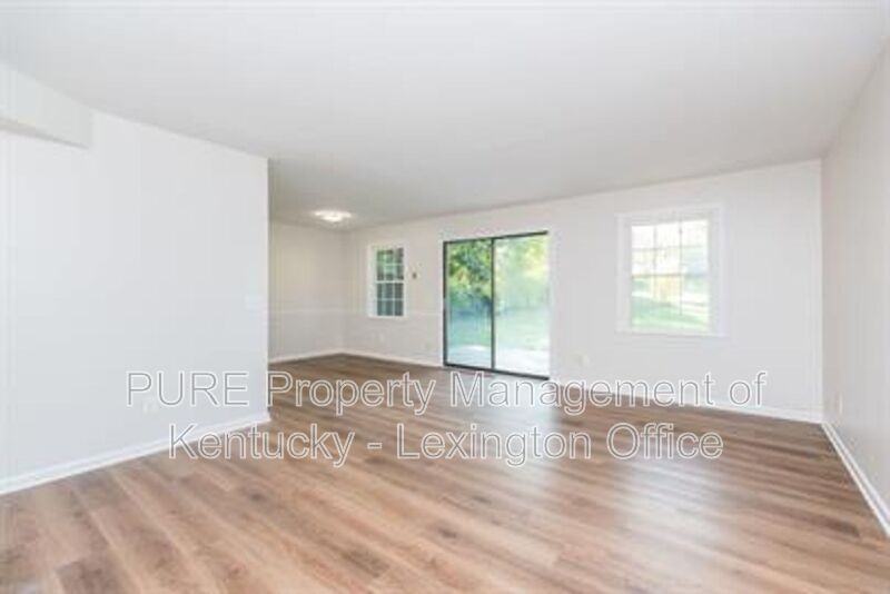 459 Sycamore Ct #29 - Photo 3 of 19