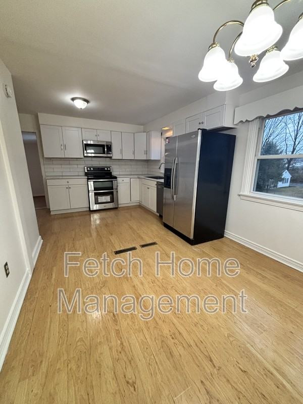 1766 Linwood Ave - Photo 7 of 24