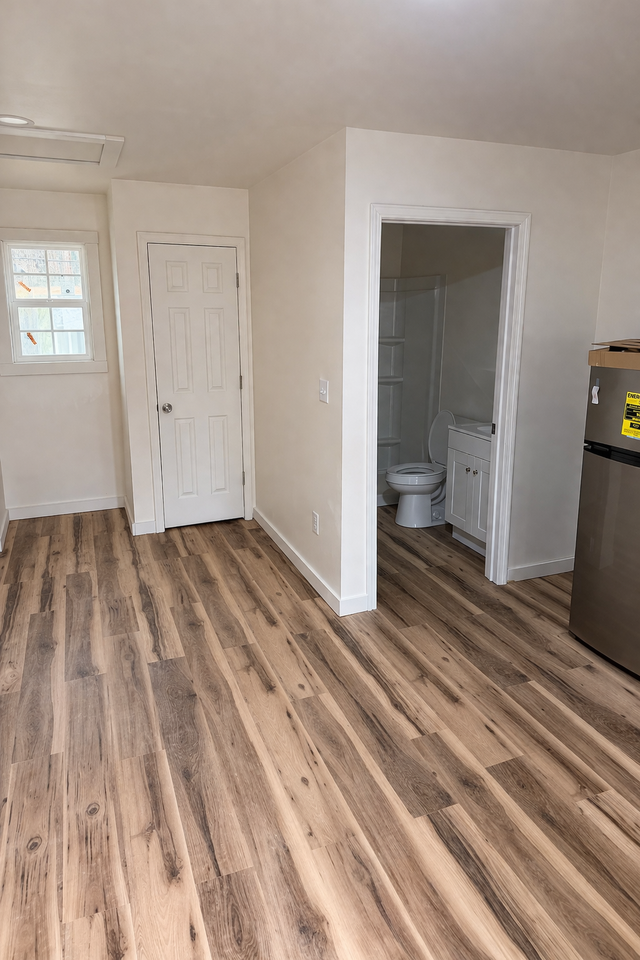 1048 Bryan Dr #A - Photo 4 of 4