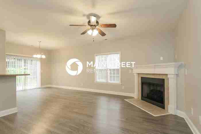 4686 Eagle Path - Photo 3 of 16