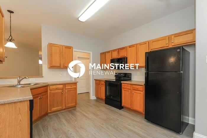 4686 Eagle Path - Photo 7 of 16