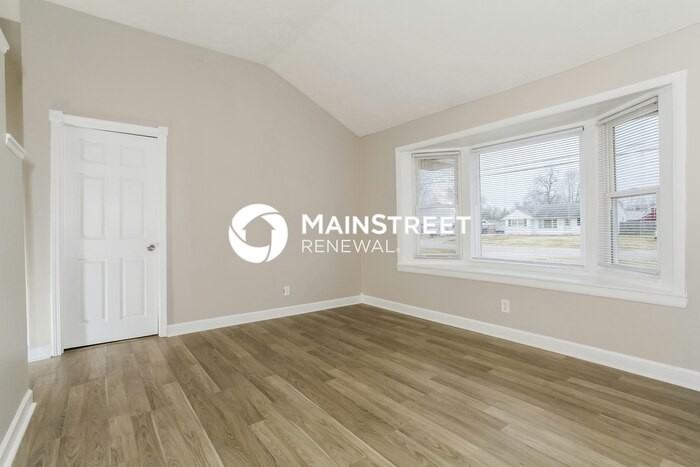 5413 Sir Barton Dr - Photo 5 of 16