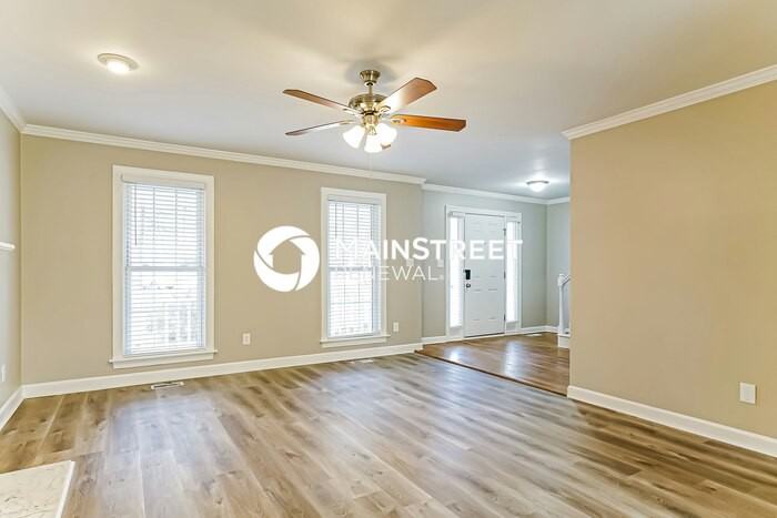 1005 Strobus Ct - Photo 5 of 17