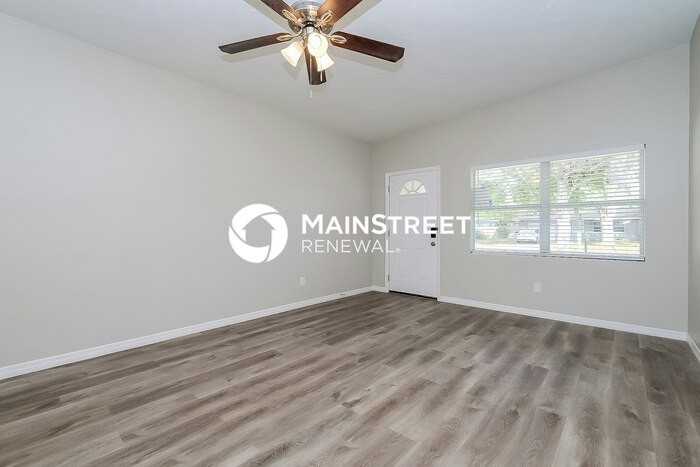 358 Wertz Dr - Photo 2 of 16