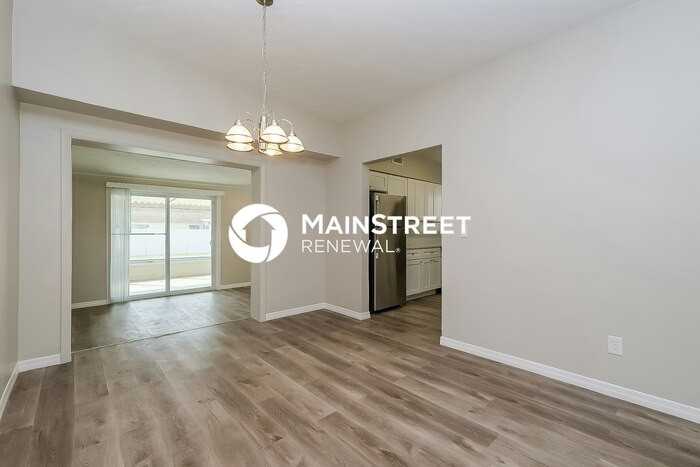 358 Wertz Dr - Photo 4 of 16