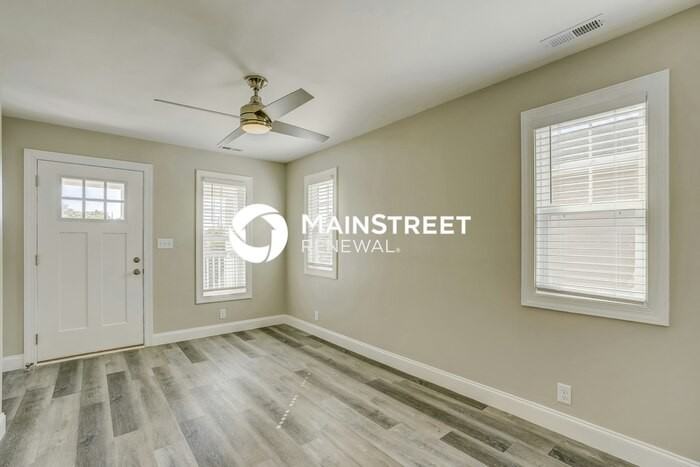 3145 4th Ave S - Photo 4 of 17