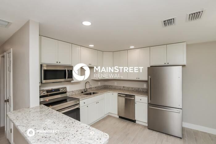 154 Anderson Ave Ne #154 - Photo 7 of 16