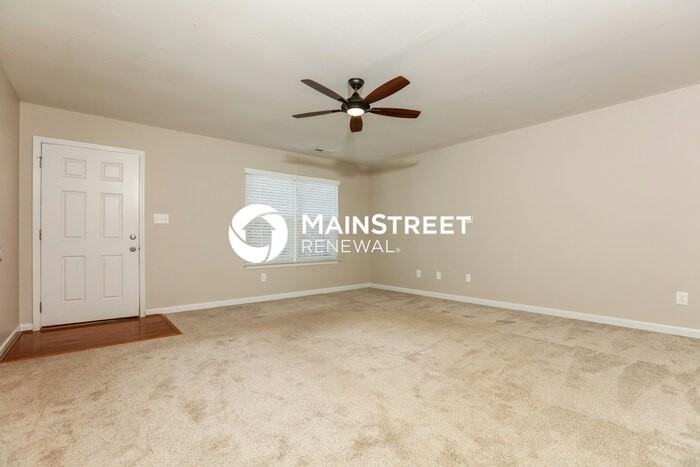 6412 Flanking Ln - Photo 4 of 17