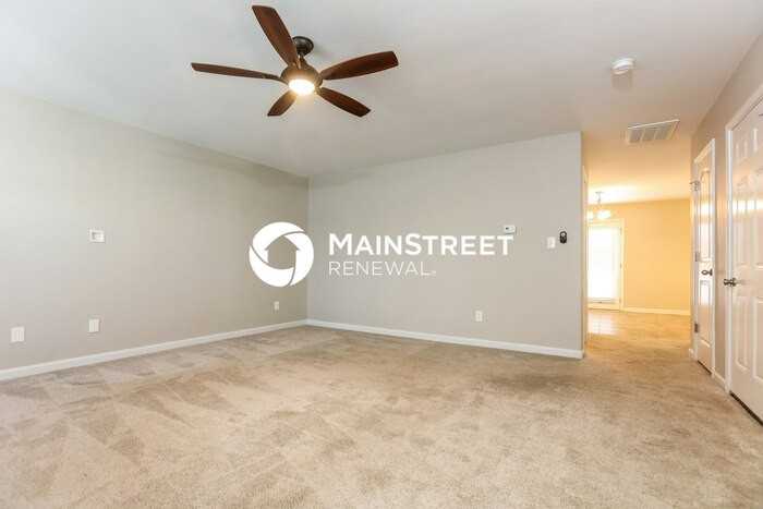 6412 Flanking Ln - Photo 6 of 17