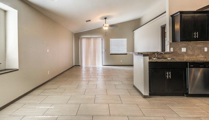 4901 Marcella Santillana - Photo 7 of 18
