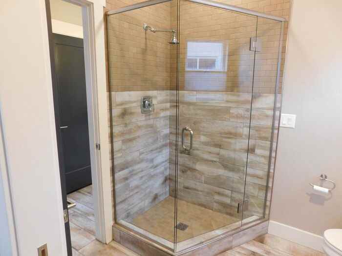 288 Oakwood Ave - Photo 7 of 28