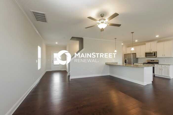 2120 Vecchio Dr - Photo 5 of 17