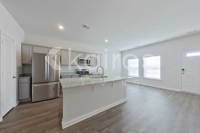 2129 Banyon Cir - Photo 6 of 22