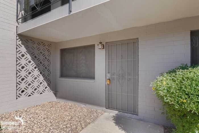 7150 N 27th Ave #05 - Photo 2 of 16