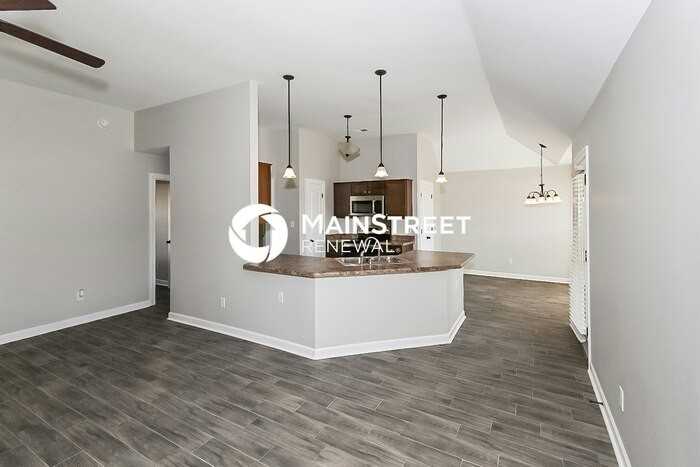 8770 Smith Ranch Dr - Photo 4 of 16