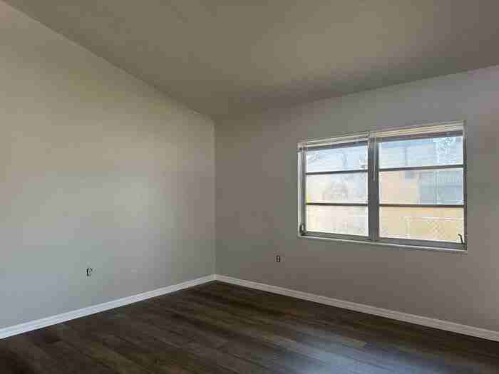 6568 S West Shore Cir - Photo 5 of 15