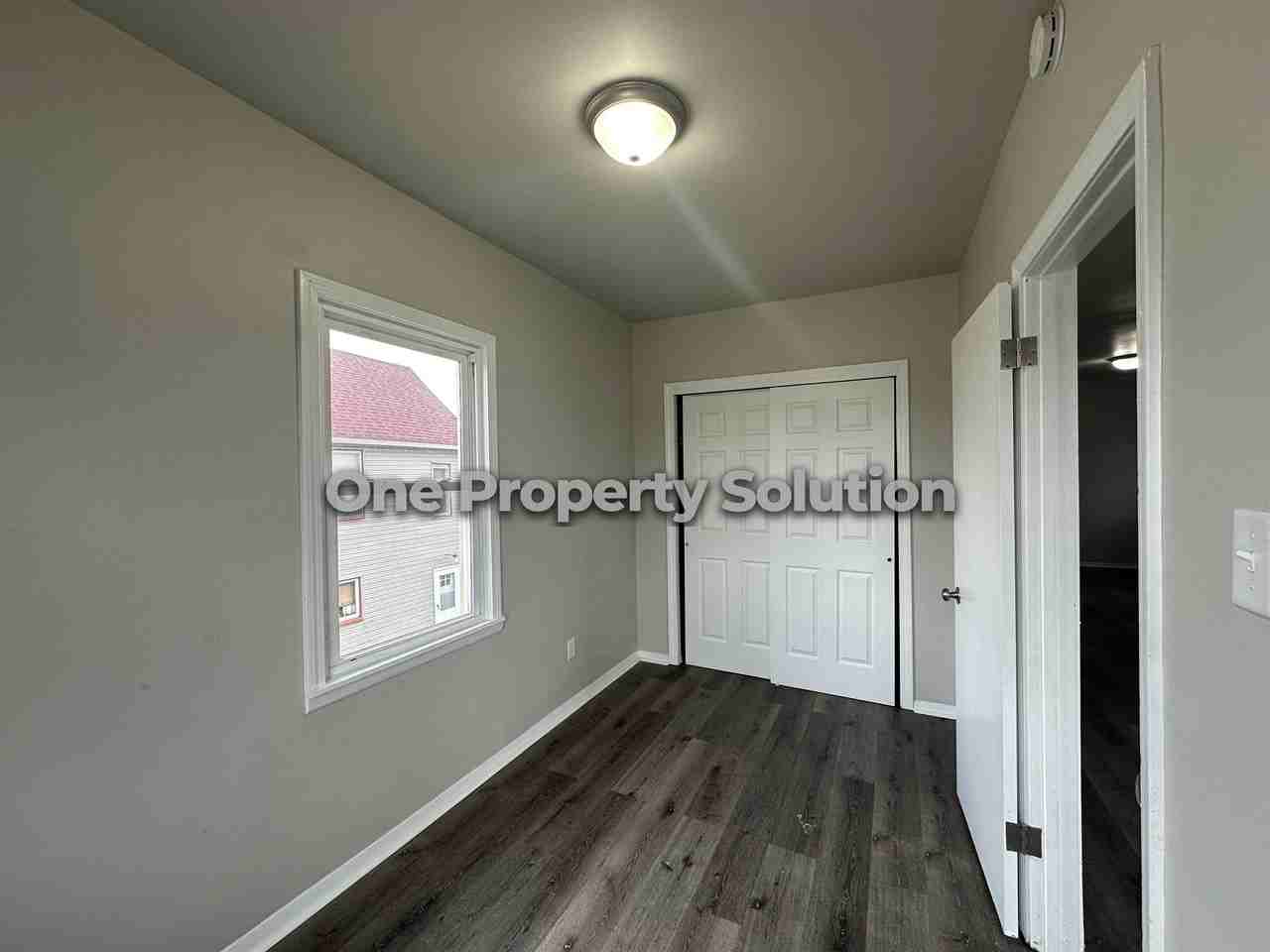 4241 Dearborn Avenue Apt B - Photo 6 of 11