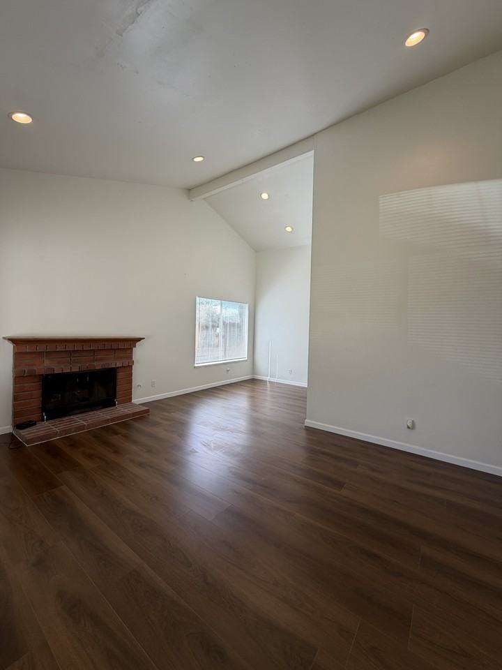 44215 Hanstead Ave #1 - Photo 3 of 15