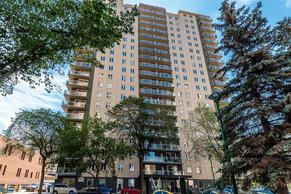 320 5th Avenue North - Photo 2 of 13