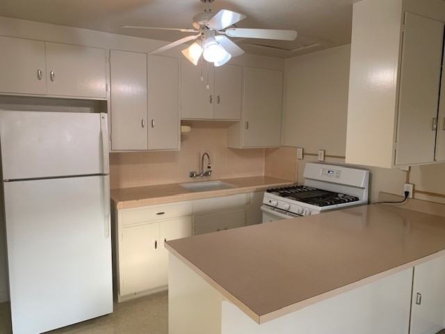 915 Padre Drive - Photo 3 of 8