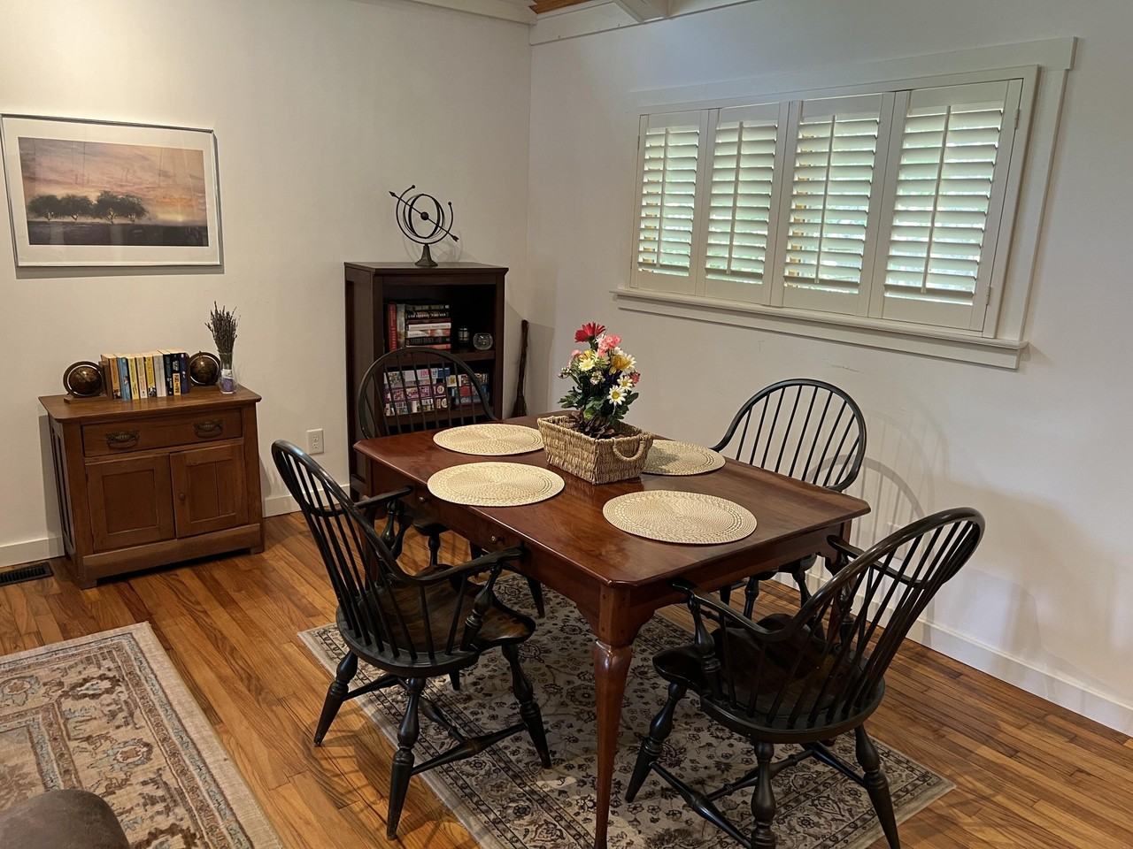206 Sumter St Se - Photo 7 of 18