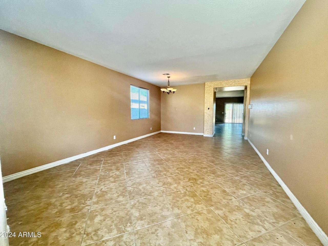 4543 E Gleneagle Dr - Photo 4 of 22