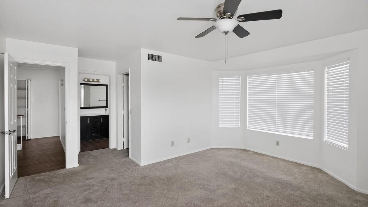 7702 W Boca Raton Rd - Photo 4 of 16