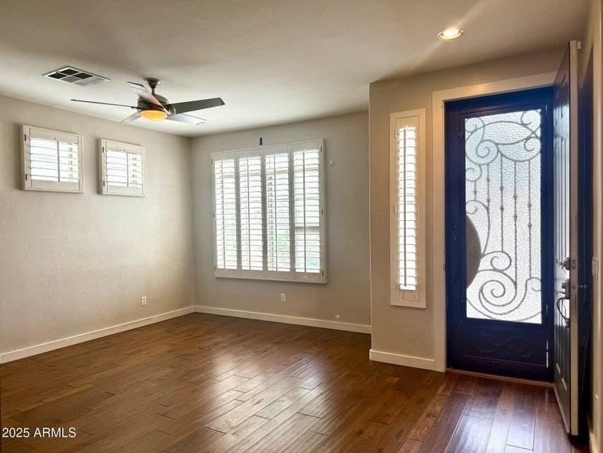 191 W Beechnut Pl - Photo 2 of 22