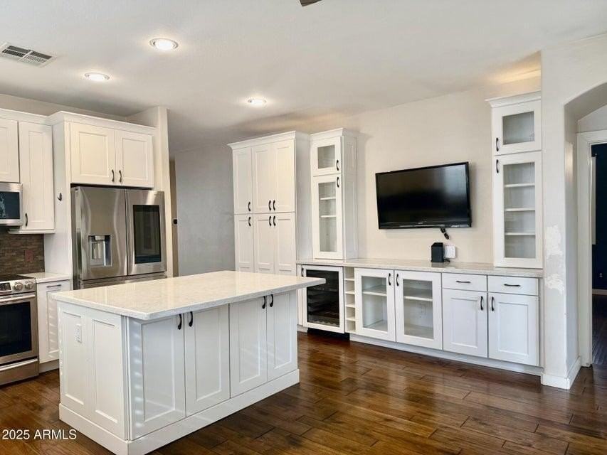 191 W Beechnut Pl - Photo 4 of 22