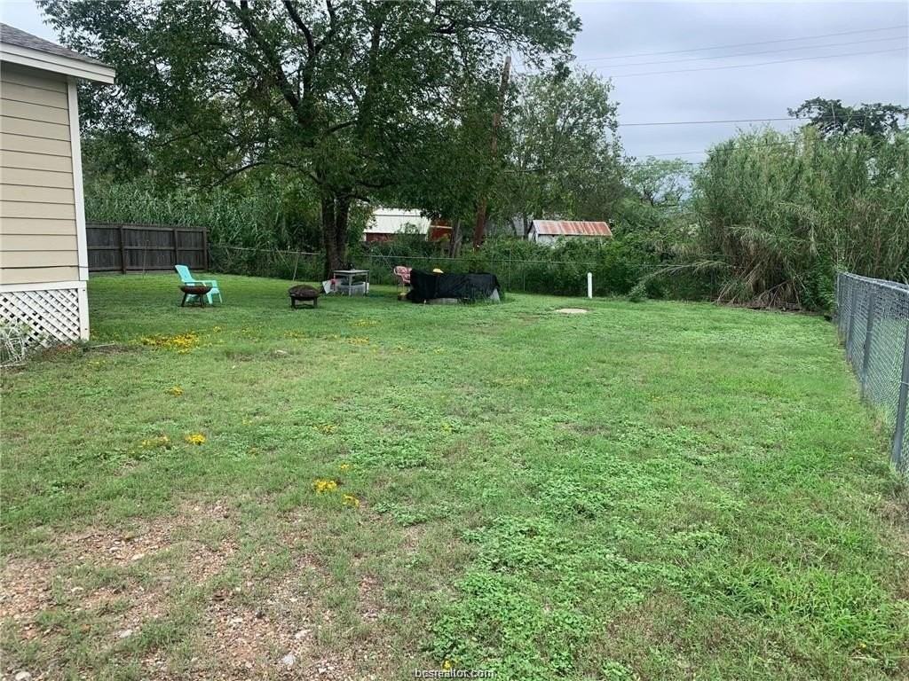 1803 S College Ave - Photo 6 of 6