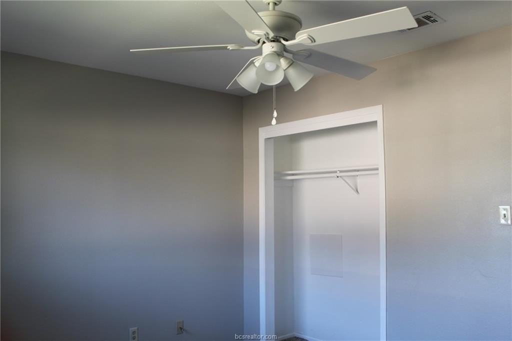 2403 Bosque Dr Apt B - Photo 6 of 25