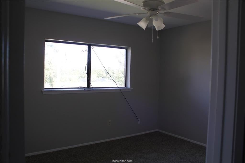 2403 Bosque Dr Apt B - Photo 7 of 25