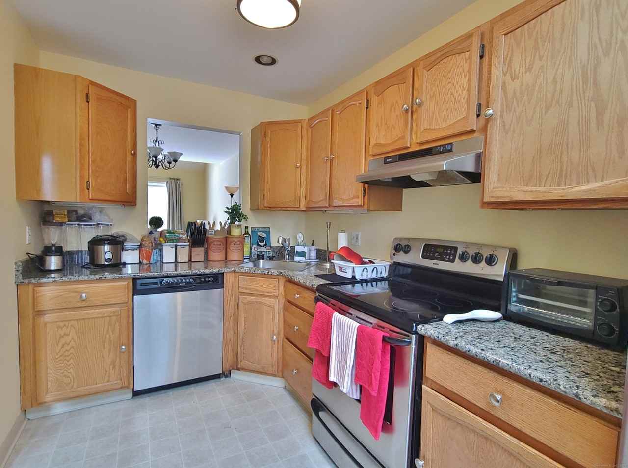 141 Courtyard Ln Unit 141 - Photo 2 of 16