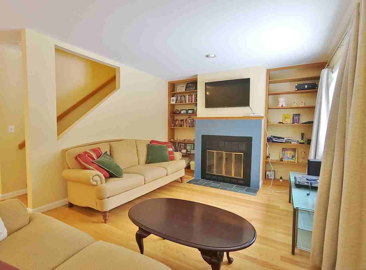 141 Courtyard Ln Unit 141 - Photo 5 of 16