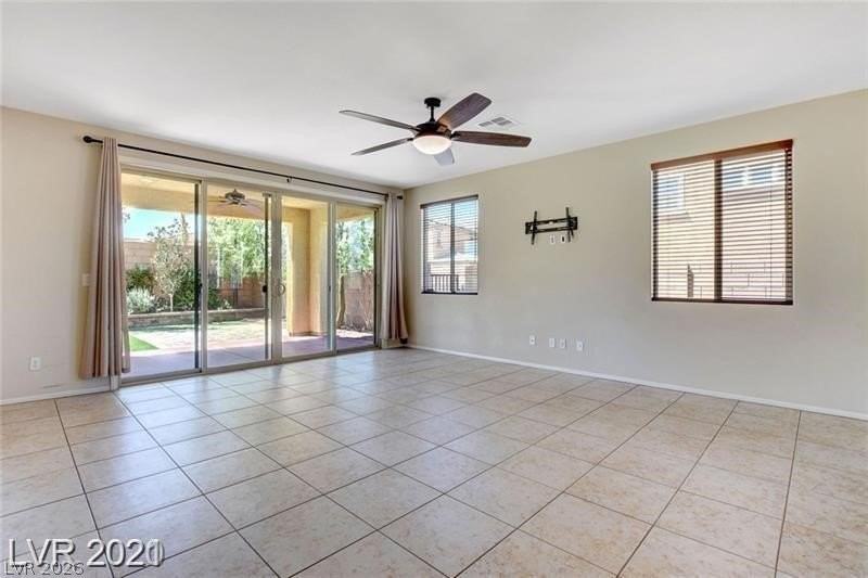6629 Dome Rock St - Photo 3 of 28