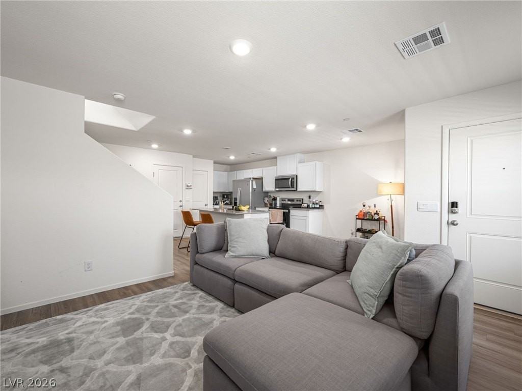 1504 Foley Bay Dr - Photo 3 of 27