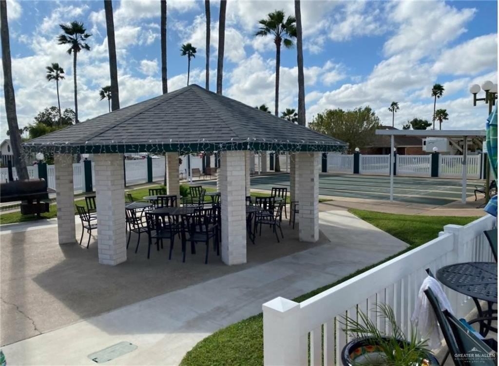 2408 Meadowlark St - Photo 5 of 21