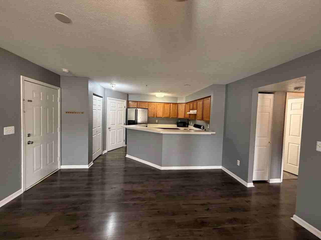 1401 Millbrook Trl - Photo 4 of 23