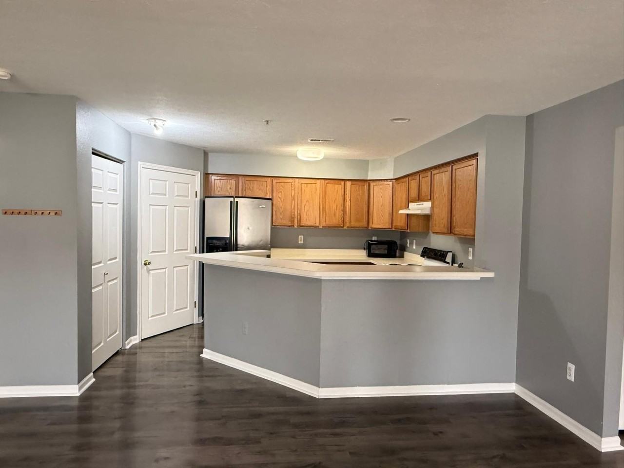 1401 Millbrook Trl - Photo 6 of 23