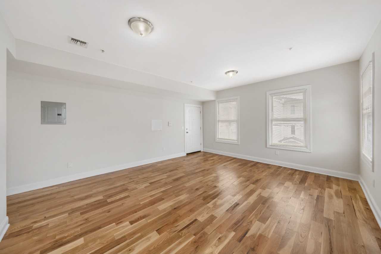 55 Lentz Ave #2 - Photo 3 of 26