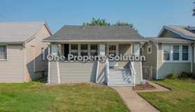 407 Kenwood St #1 - Photo 1 of 1