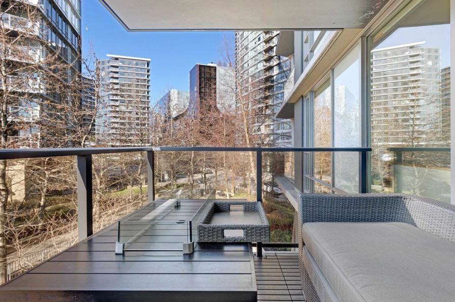 8 The Flagship - Photo 5 of 19