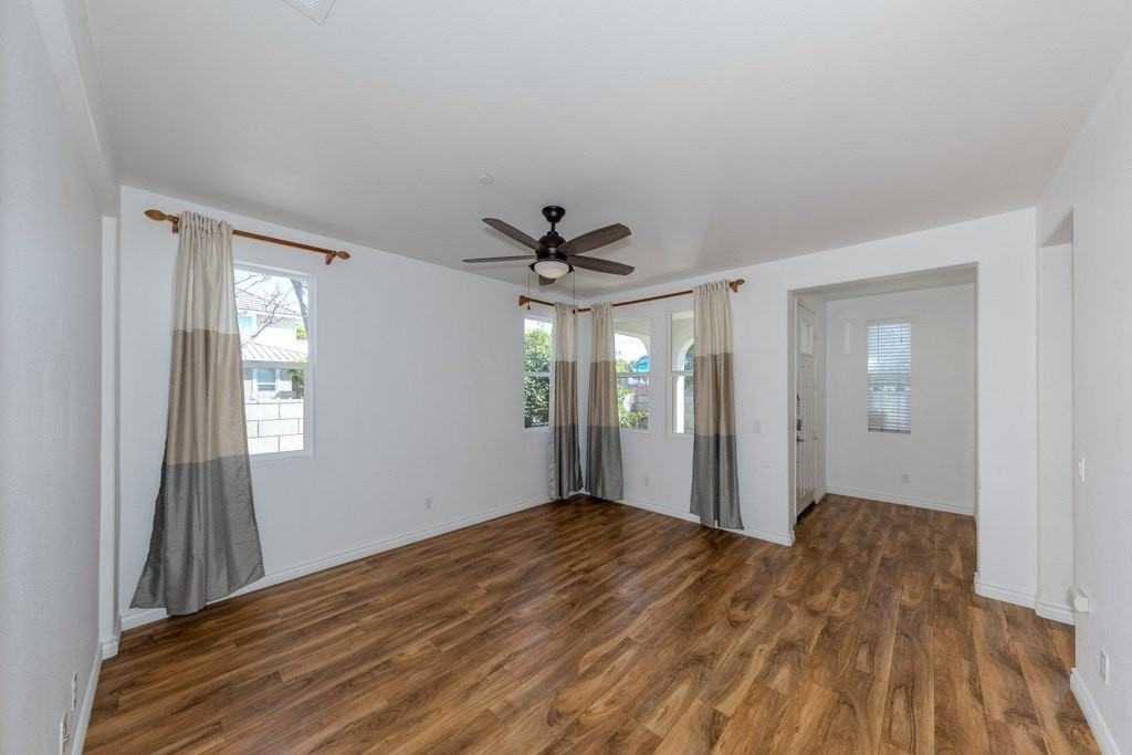 678 Americana Dr - Photo 7 of 40