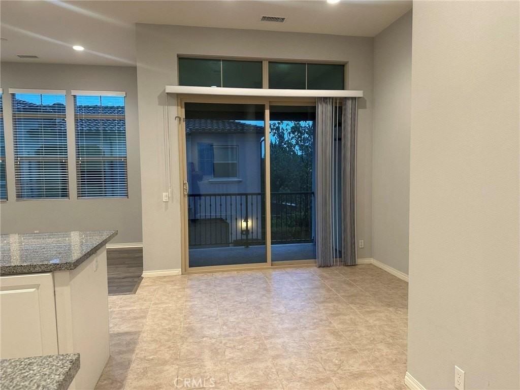 88 Parkwood - Photo 2 of 15