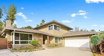 featured image of 1653 Via Del Rey